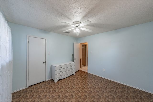 3213 Whisperwood Court, Bedford, TX 76021