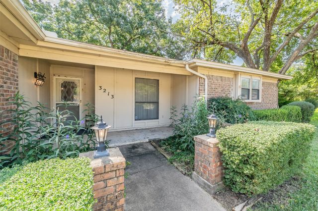 3213 Whisperwood Court, Bedford, TX 76021