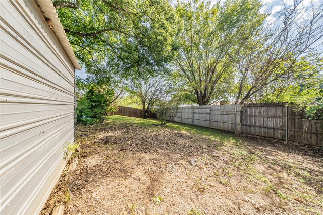 3213 Whisperwood Court, Bedford, TX 76021
