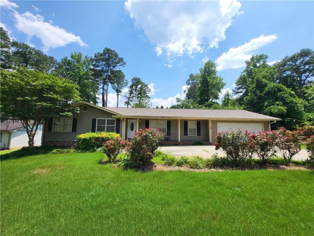 4548 Shallowford Road, Roswell, GA 30075