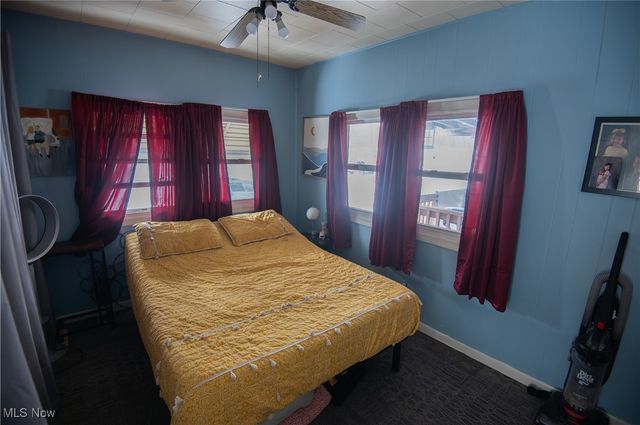 92 larry Lane, Cortland, OH 44410