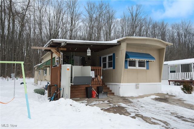 92 larry Lane, Cortland, OH 44410