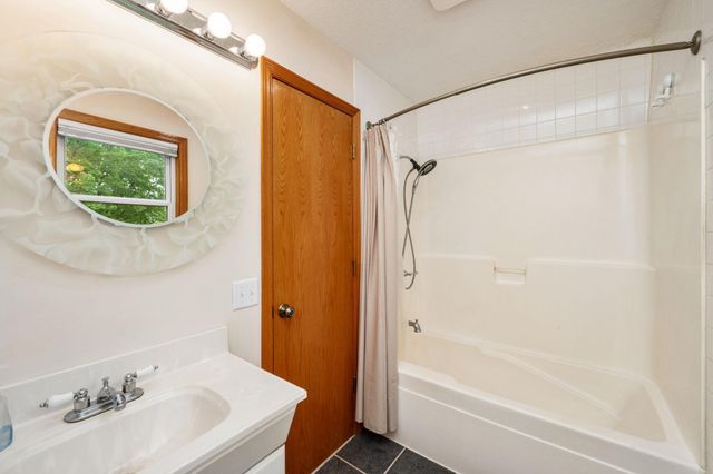 15408 Drexel Court, Apple Valley, MN 55124