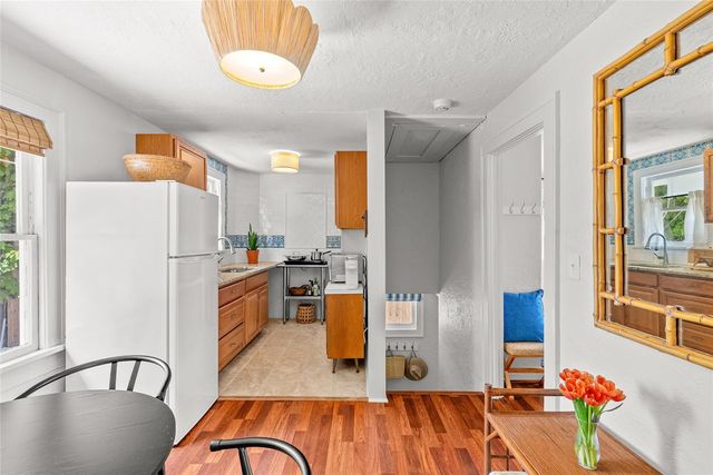 2244 8TH AVENUE N, St Petersburg, FL 33713