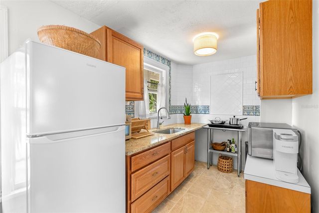 2244 8TH AVENUE N, St Petersburg, FL 33713