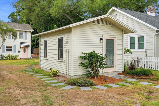 2244 8TH AVENUE N, St Petersburg, FL 33713