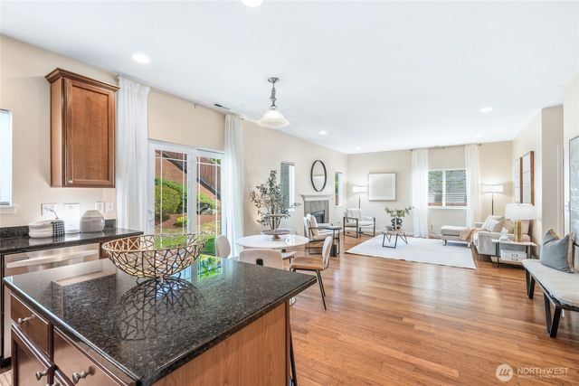 7927 NE 87th Place, Marysville, WA 98270