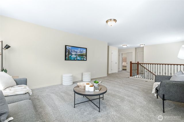 7927 NE 87th Place, Marysville, WA 98270