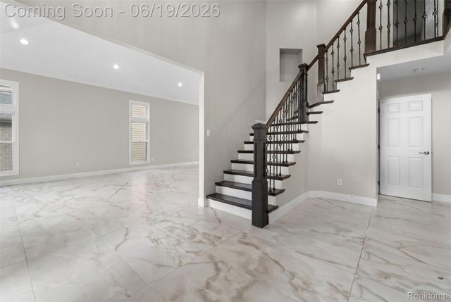 7386 Woodlore Drive, West Bloomfield Charter Township, MI 48323