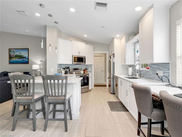 15350 Queen Angel WAY, Bonita Springs, FL 34135