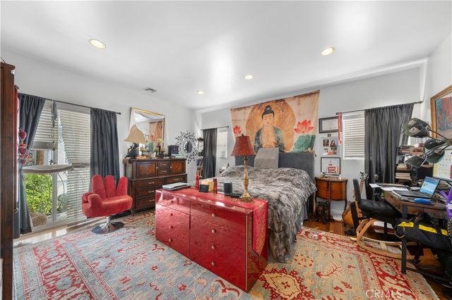 2516 Elsinore Street, Los Angeles, CA 90026