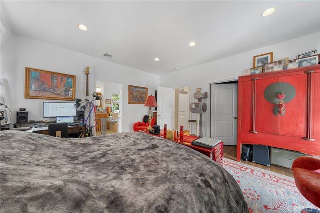 2516 Elsinore Street, Los Angeles, CA 90026