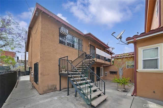 2516 Elsinore Street, Los Angeles, CA 90026