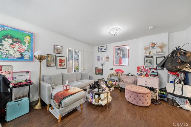 2516 Elsinore Street, Los Angeles, CA 90026