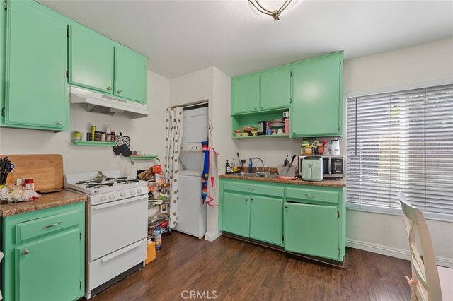 2516 Elsinore Street, Los Angeles, CA 90026