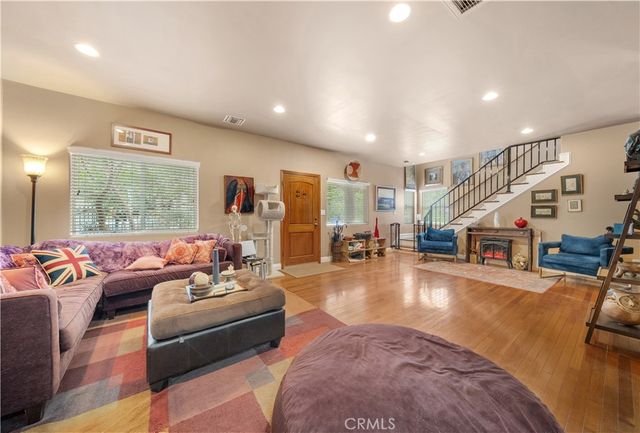 2516 Elsinore Street, Los Angeles, CA 90026