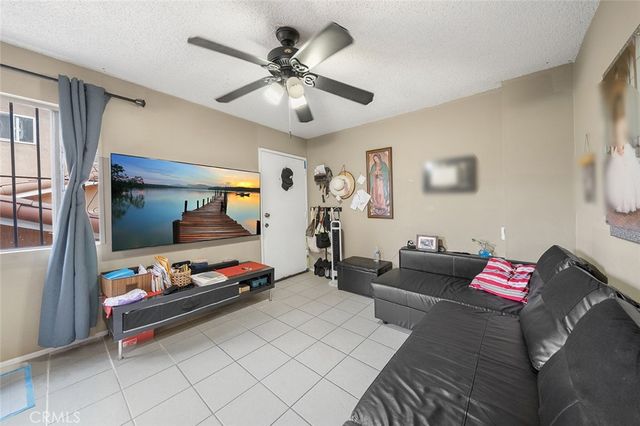 2516 Elsinore Street, Los Angeles, CA 90026