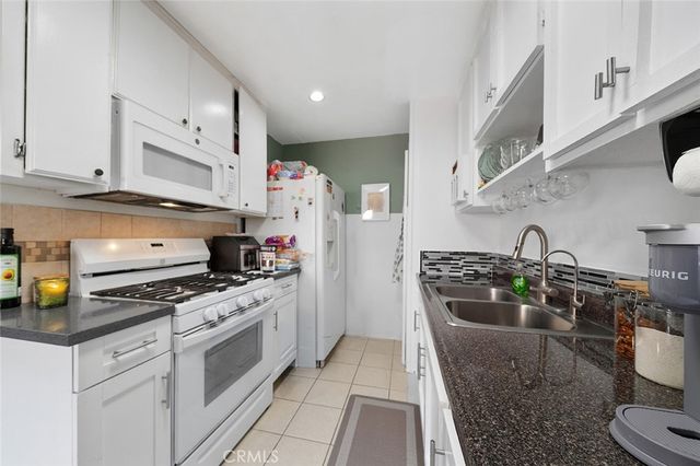 2516 Elsinore Street, Los Angeles, CA 90026
