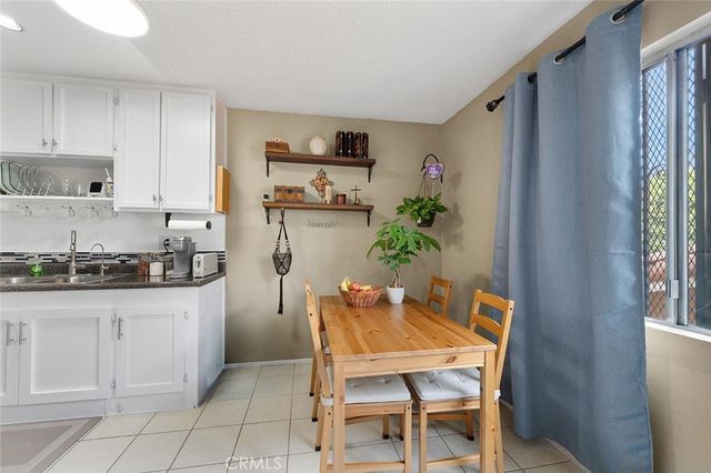 2516 Elsinore Street, Los Angeles, CA 90026