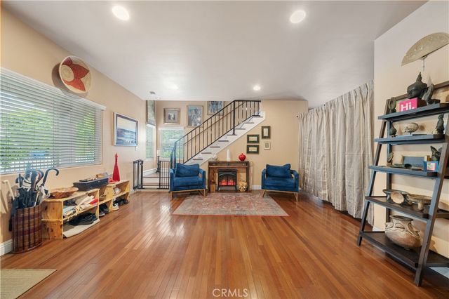 2516 Elsinore Street, Los Angeles, CA 90026