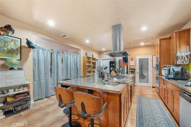 2516 Elsinore Street, Los Angeles, CA 90026