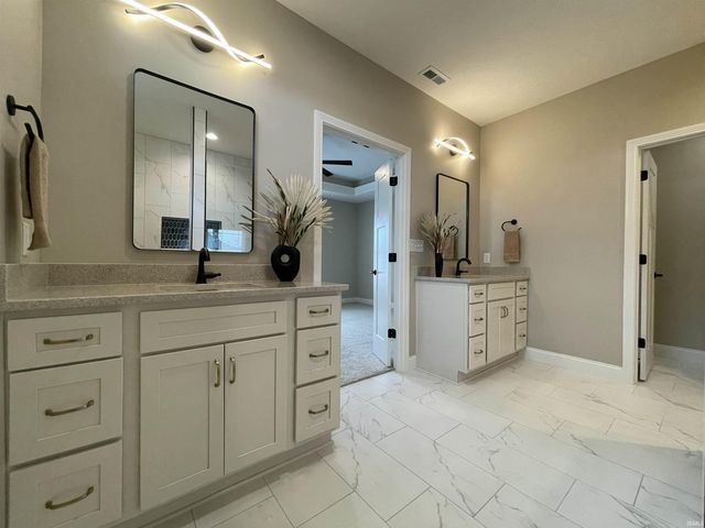 889 Ravenstone Drive, Lafayette, IN 47909