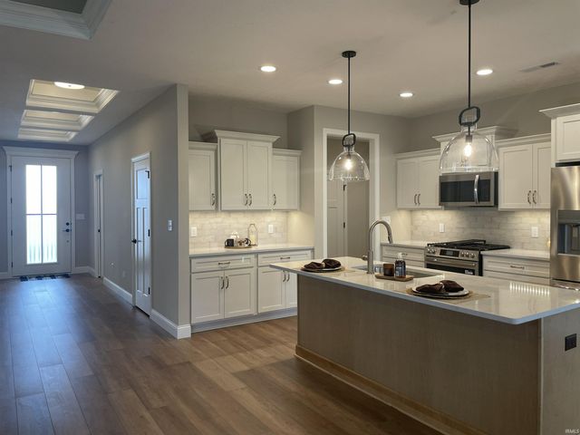 889 Ravenstone Drive, Lafayette, IN 47909