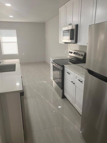 183 Mimosa RD, Dale, TX 78616