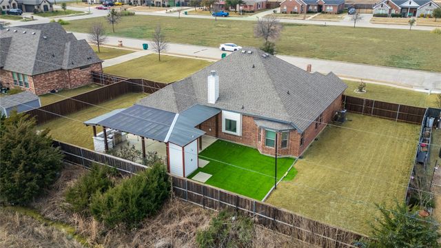 110 S Meadow Drive, Ferris, TX 75125