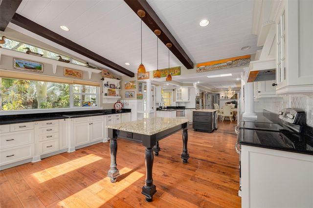 1821 OAK CREEK DRIVE, Dunedin, FL 34698