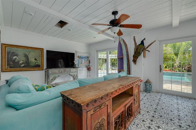 1821 OAK CREEK DRIVE, Dunedin, FL 34698
