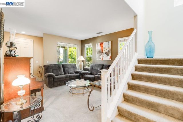 4746 Mammouth Ln, Oakley, CA 94561