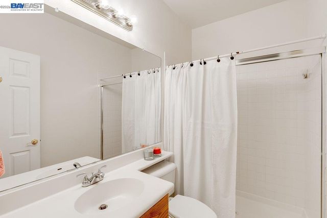 4746 Mammouth Ln, Oakley, CA 94561