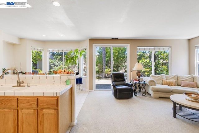 4746 Mammouth Ln, Oakley, CA 94561