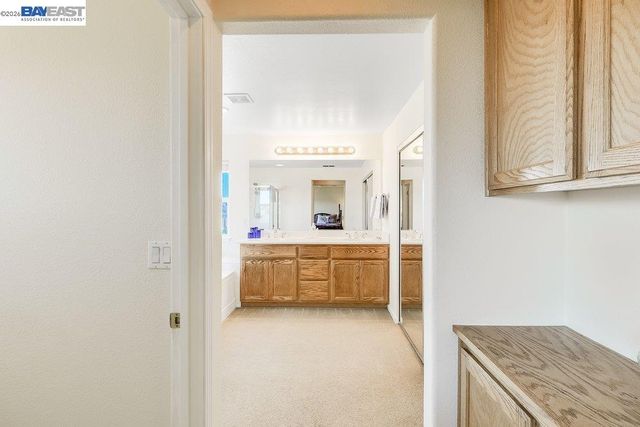 4746 Mammouth Ln, Oakley, CA 94561