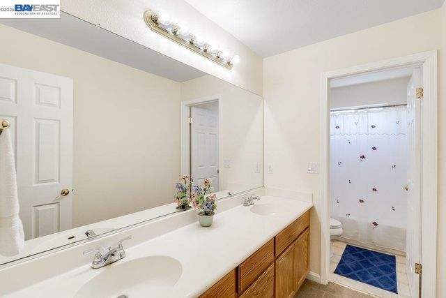 4746 Mammouth Ln, Oakley, CA 94561