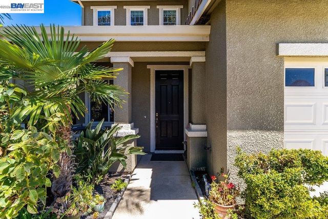 4746 Mammouth Ln, Oakley, CA 94561
