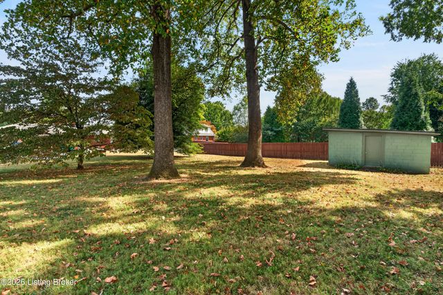 1500 Herr Ln, Louisville, KY 40222
