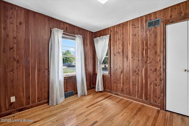 1500 Herr Ln, Louisville, KY 40222