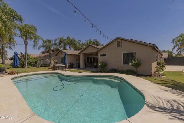 13510 Hinault Drive, Bakersfield, CA 93314