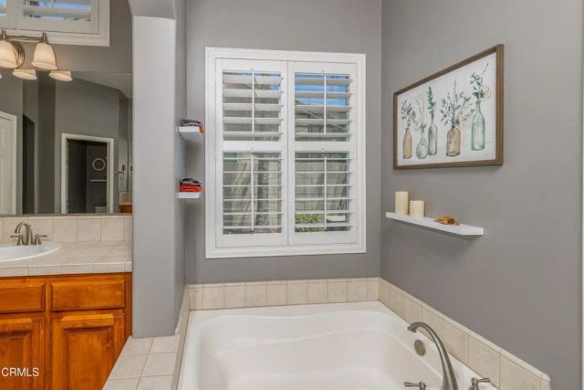 13510 Hinault Drive, Bakersfield, CA 93314