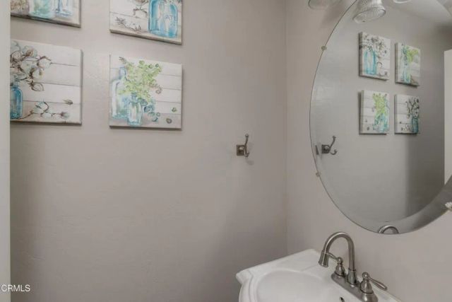 13510 Hinault Drive, Bakersfield, CA 93314