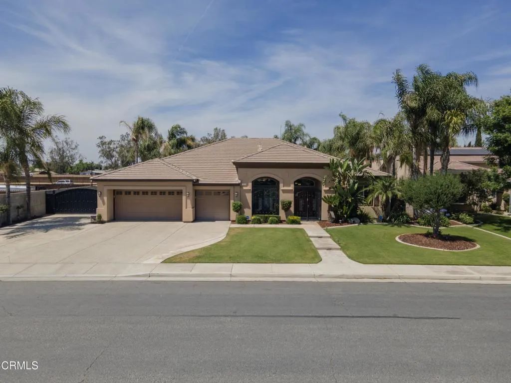 13510 Hinault Drive, Bakersfield, CA 93314