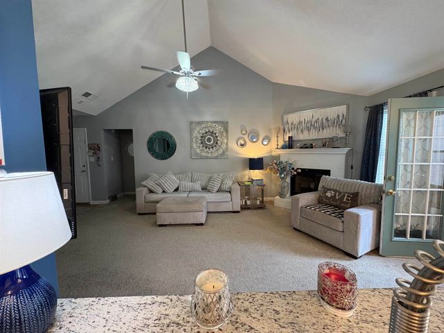 6961 COUNTRY WALK DR, Cordova, TN 38018