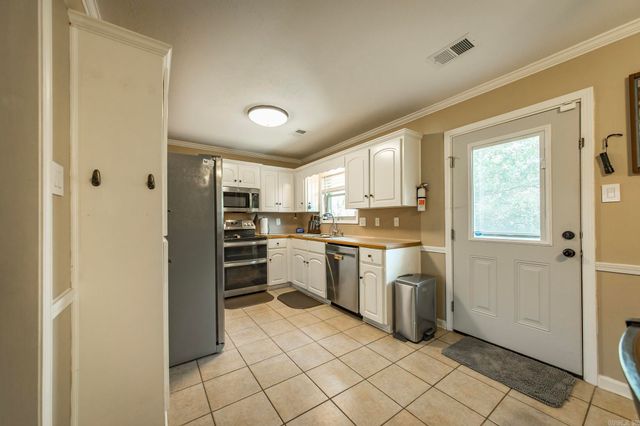 32 Orchid Lane, Cabot, AR 72023