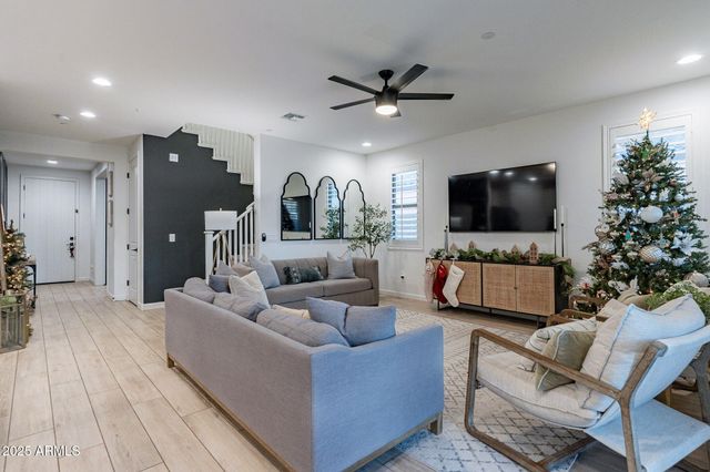 13182 W CRESTVALE Drive, Peoria, AZ 85383