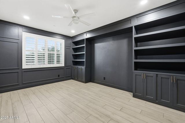 13182 W CRESTVALE Drive, Peoria, AZ 85383