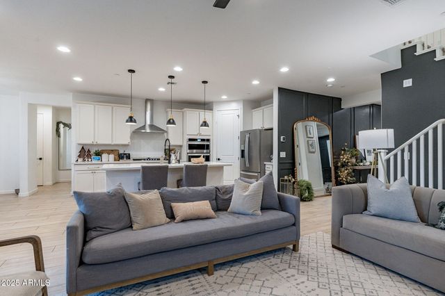 13182 W CRESTVALE Drive, Peoria, AZ 85383