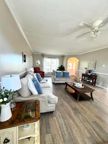 640 Tart Town Road, Dunn, NC 28334