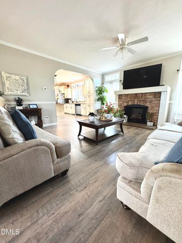 640 Tart Town Road, Dunn, NC 28334